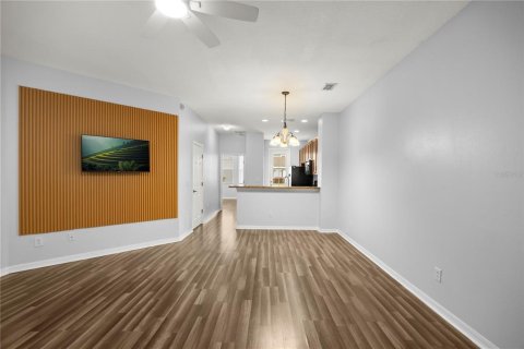 Adosado en venta en Orlando, Florida, 4 dormitorios, 141.95 m2 № 2380945 - foto 7