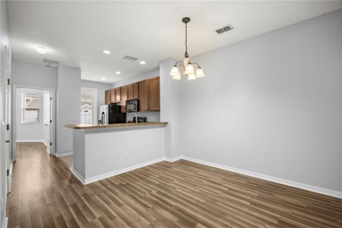 Adosado en venta en Orlando, Florida, 4 dormitorios, 141.95 m2 № 2380945 - foto 9