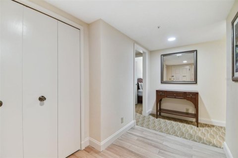 Condo in Palm Harbor, Florida, 3 bedrooms  № 1299945 - photo 3