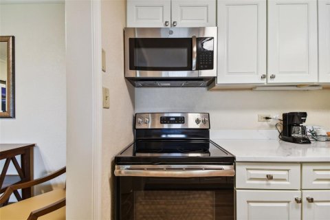 Condo in Palm Harbor, Florida, 3 bedrooms  № 1299945 - photo 8