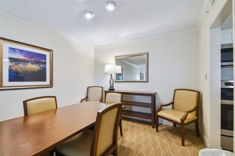 Condo in Palm Harbor, Florida, 3 bedrooms  № 1299945 - photo 12