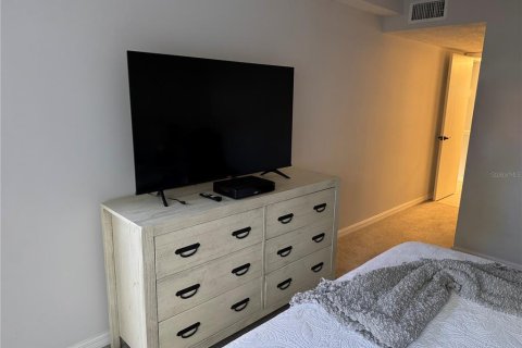 Condominio en alquiler en Sarasota, Florida, 2 dormitorios, 102.29 m2 № 2100727 - foto 12