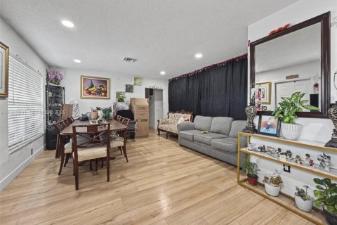 Villa ou maison à vendre à Homestead, Floride: 4 chambres, 142.51 m2 № 2081069 - photo 8