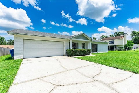 Villa ou maison à vendre à Brandon, Floride: 4 chambres, 170.57 m2 № 1894407 - photo 3