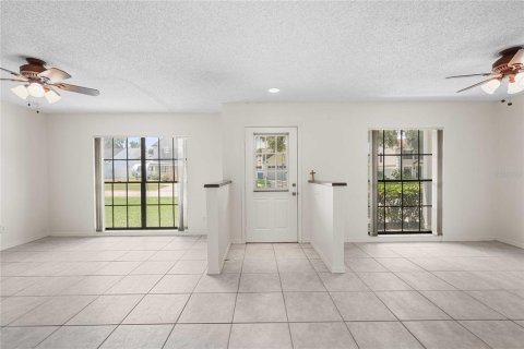 Villa ou maison à vendre à Brandon, Floride: 4 chambres, 170.57 m2 № 1894407 - photo 5