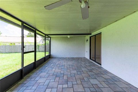 Villa ou maison à vendre à Brandon, Floride: 4 chambres, 170.57 m2 № 1894407 - photo 22