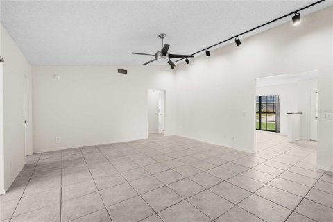 Villa ou maison à vendre à Brandon, Floride: 4 chambres, 170.57 m2 № 1894407 - photo 18