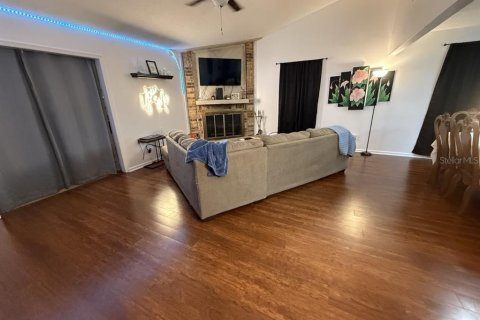Casa en alquiler en Dade City, Florida, 3 dormitorios, 141.21 m2 № 2223185 - foto 5