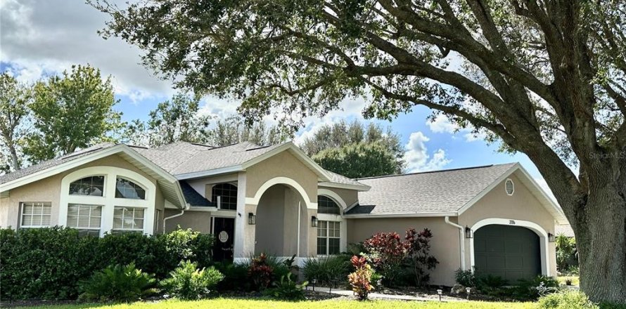 House in Sebring, Florida 3 bedrooms, 237.74 sq.m. № 1411425