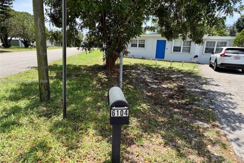 Appartement à louer à Hollywood, Floride: 81.01 m2 № 2076319 - photo 15