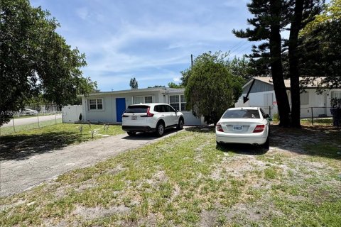 Appartement à louer à Hollywood, Floride: 81.01 m2 № 2076319 - photo 16