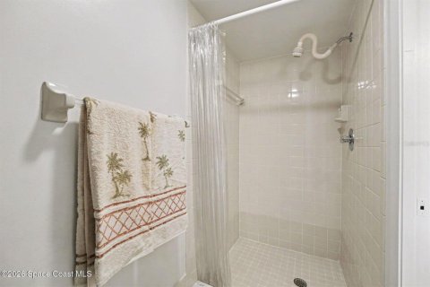 Condominio en venta en Cape Canaveral, Florida, 2 dormitorios, 113.53 m2 № 2420210 - foto 17