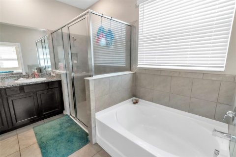 Casa en venta en Ruskin, Florida, 4 dormitorios, 261.98 m2 № 1898856 - foto 17