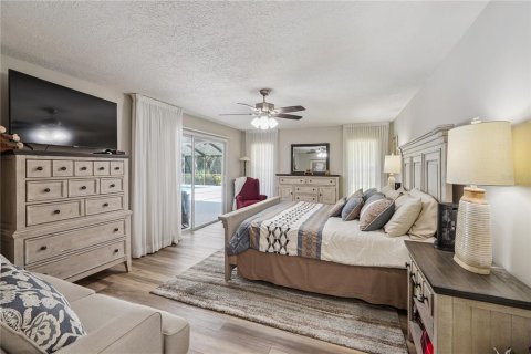 Villa ou maison à vendre à Spring Hill, Floride: 5 chambres, 335.38 m2 № 1907267 - photo 9