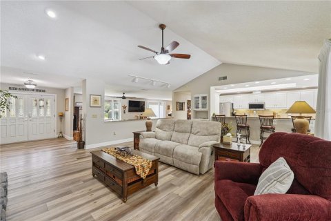 Villa ou maison à vendre à Spring Hill, Floride: 5 chambres, 335.38 m2 № 1907267 - photo 7