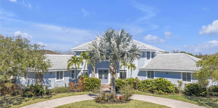 Casa en Clearwater, Florida 4 dormitorios, 350.06 m2 № 2111014
