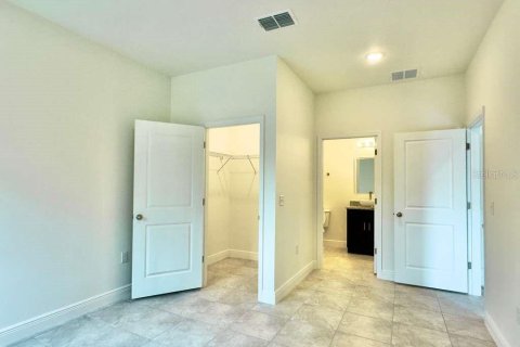 Duplex in Ocala, Florida 6 bedrooms, 223.15 sq.m. № 2341637 - photo 18