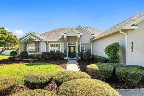 Casa en venta en Ocala, Florida, 4 dormitorios, 236.44 m2 № 2214567 - foto 5