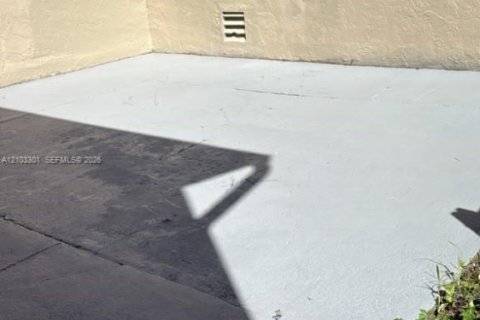 Touwnhouse à louer à Lauderhill, Floride: 2 chambres, 87.33 m2 № 2417466 - photo 16
