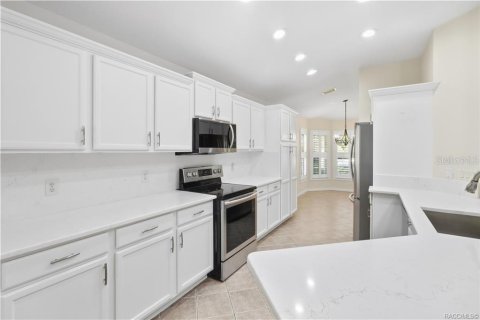 Casa en venta en Crystal River, Florida, 4 dormitorios, 202.34 m2 № 2384396 - foto 2