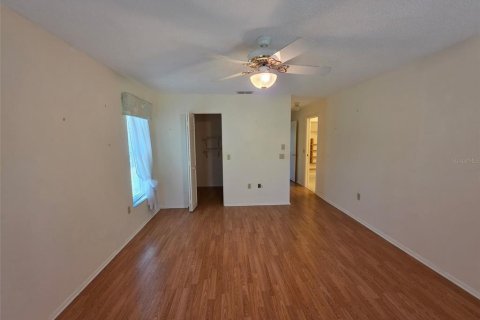 House in Spring Hill, Florida 2 bedrooms, 155.52 sq.m. № 2222419 - photo 15
