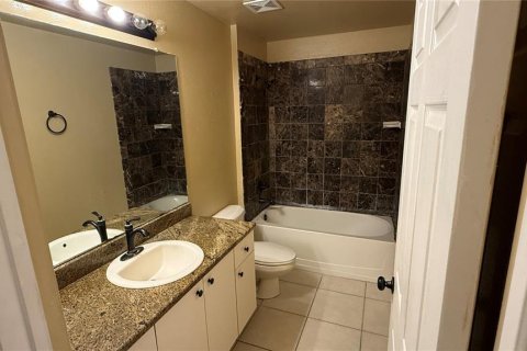 Casa en venta en Riverview, Florida, 4 dormitorios, 175.4 m2 № 1910090 - foto 6