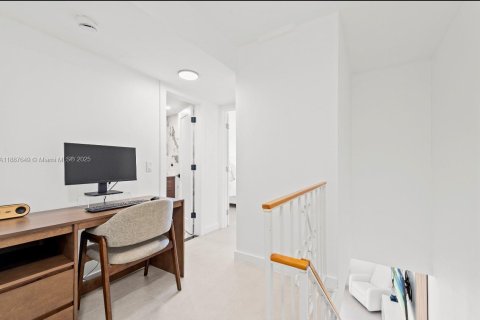 Купить кондоминиум в Санни-Айлс-Бич, Флорида 2 спальни, 95.69м2, № 1940919 - фото 14