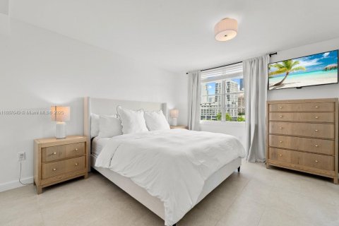 Купить кондоминиум в Санни-Айлс-Бич, Флорида 2 спальни, 95.69м2, № 1940919 - фото 15