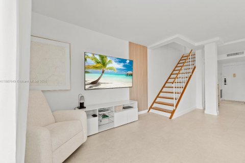 Купить кондоминиум в Санни-Айлс-Бич, Флорида 2 спальни, 95.69м2, № 1940919 - фото 12