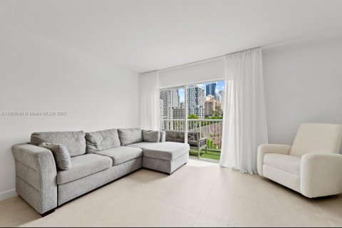 Купить кондоминиум в Санни-Айлс-Бич, Флорида 2 спальни, 95.69м2, № 1940919 - фото 11