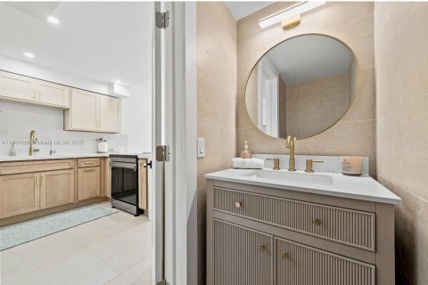 Купить кондоминиум в Санни-Айлс-Бич, Флорида 2 спальни, 95.69м2, № 1940919 - фото 9