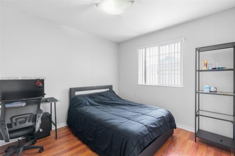 Touwnhouse à louer à Sunrise, Floride: 3 chambres, 134.15 m2 № 2021880 - photo 19