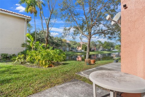 Touwnhouse à louer à Sunrise, Floride: 3 chambres, 134.15 m2 № 2021880 - photo 14