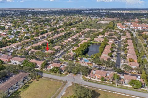 Touwnhouse à louer à Sunrise, Floride: 3 chambres, 134.15 m2 № 2021880 - photo 28