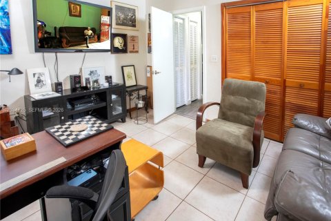 Купить виллу или дом в Майами, Флорида 3 спальни, 185.99м2, № 2085430 - фото 24