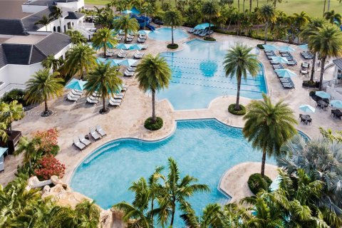 House in Boca Raton, Florida 3 bedrooms, 151.34 sq.m. № 1973350 - photo 26