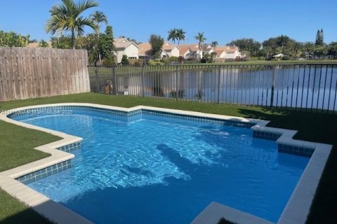 House in Boca Raton, Florida 3 bedrooms, 151.34 sq.m. № 1973350 - photo 9