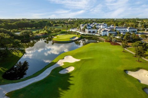 House in Boca Raton, Florida 3 bedrooms, 151.34 sq.m. № 1973350 - photo 13