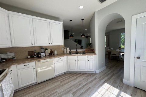 Touwnhouse à vendre à New Port Richey, Floride: 3 chambres, 140.56 m2 № 1750832 - photo 16
