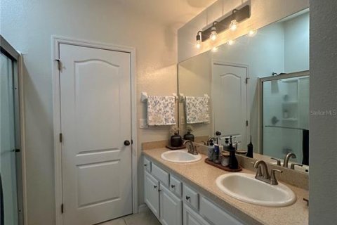 Touwnhouse à vendre à New Port Richey, Floride: 3 chambres, 140.56 m2 № 1750832 - photo 25