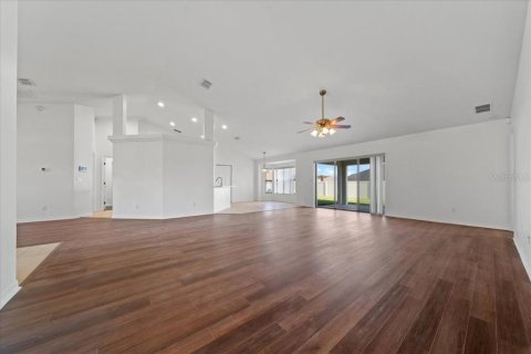 House in Ocala, Florida 4 bedrooms, 239.13 sq.m. № 2298548 - photo 11