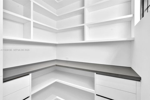 Купить виллу или дом в Серфсайд, Флорида 6 спален, № 1995939 - фото 15