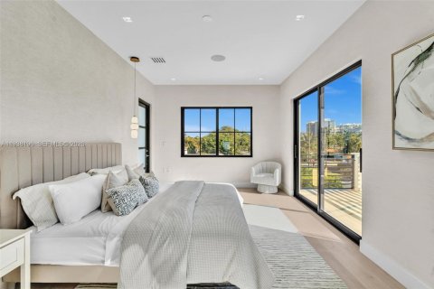 Купить виллу или дом в Серфсайд, Флорида 6 спален, № 1995939 - фото 27