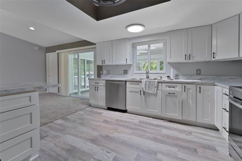 House in Lakeland, Florida 2 bedrooms, 125.42 sq.m. № 1887125 - photo 5
