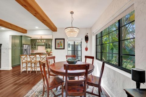 Купить виллу или дом в Холливуд, Флорида 3 спальни, 146.23м2, № 2025891 - фото 13