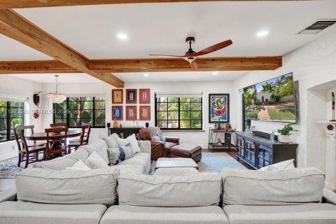 Купить виллу или дом в Холливуд, Флорида 3 спальни, 146.23м2, № 2025891 - фото 7