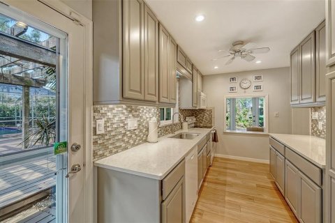 Casa en venta en Sarasota, Florida, 3 dormitorios, 187.94 m2 № 1724606 - foto 9
