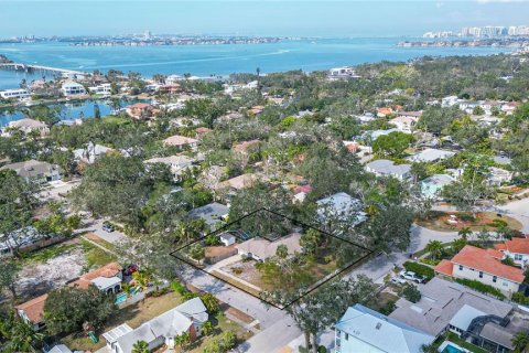 Casa en venta en Sarasota, Florida, 3 dormitorios, 187.94 m2 № 1724606 - foto 1