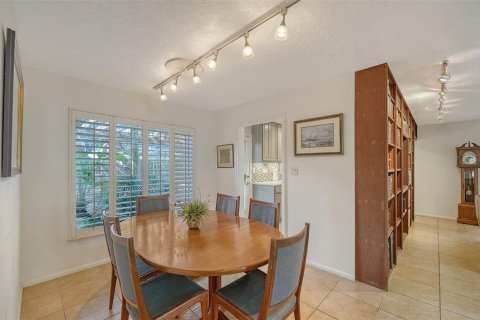 Casa en venta en Sarasota, Florida, 3 dormitorios, 187.94 m2 № 1724606 - foto 8