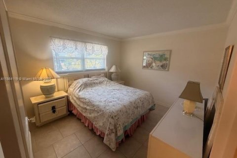 Condominio en venta en Lauderdale Lakes, Florida, 2 dormitorios, 87.7 m2 № 1979231 - foto 4